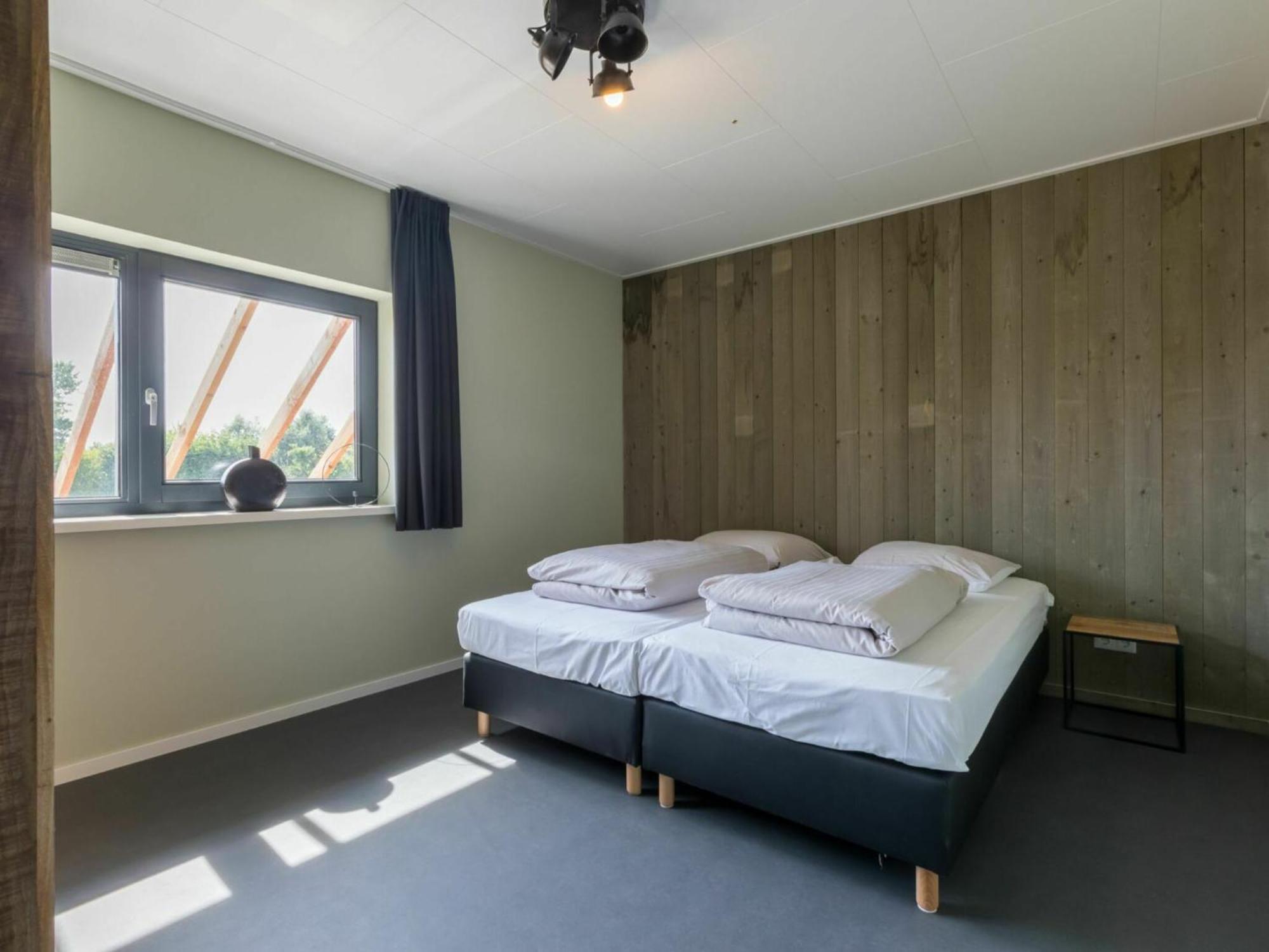 Vakantiehuis Semi Detached House In About 800 Meters From The Vrouwenpolder