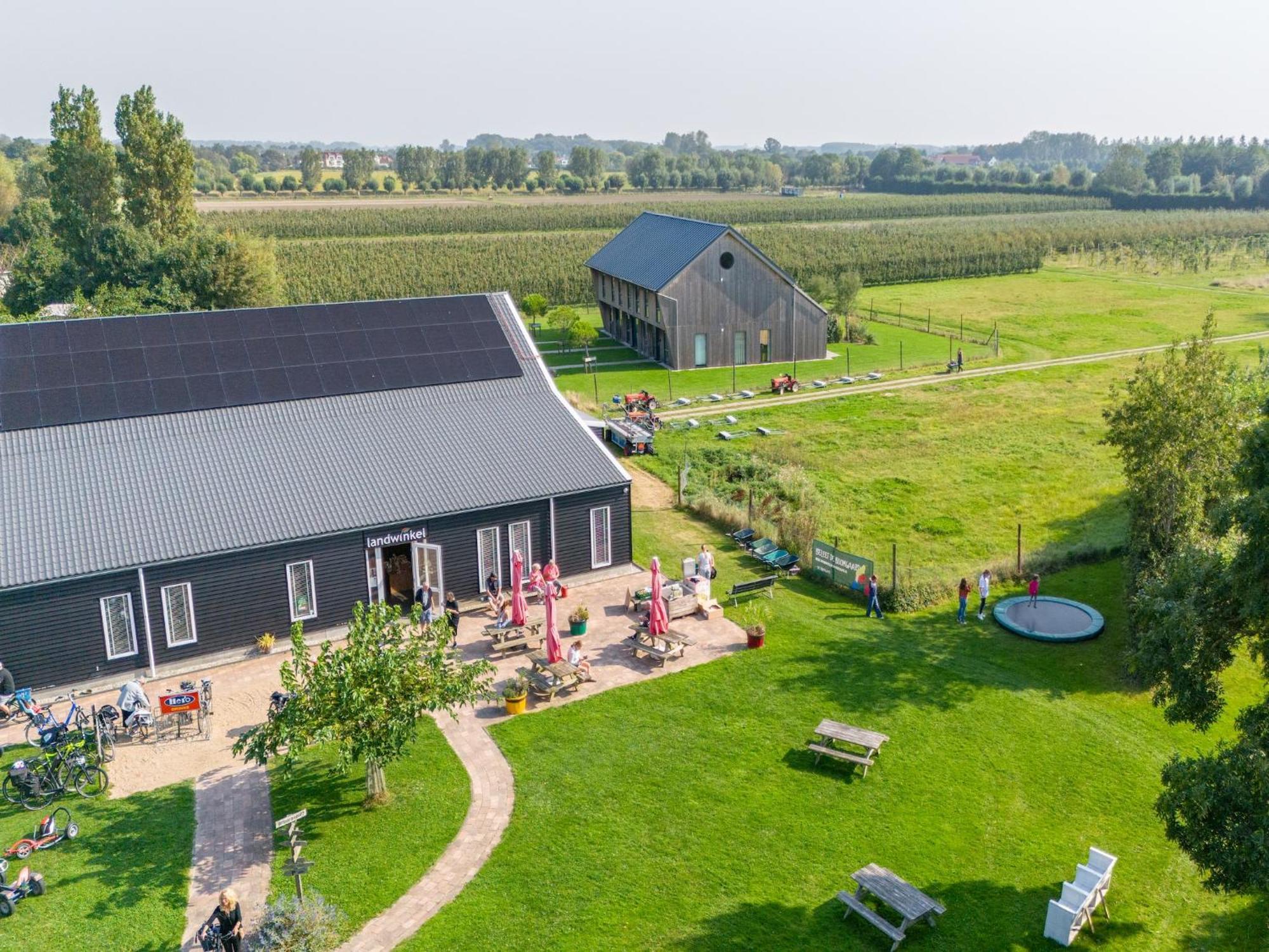 Semi Detached House In About 800 Meters From The Vakantiehuis
