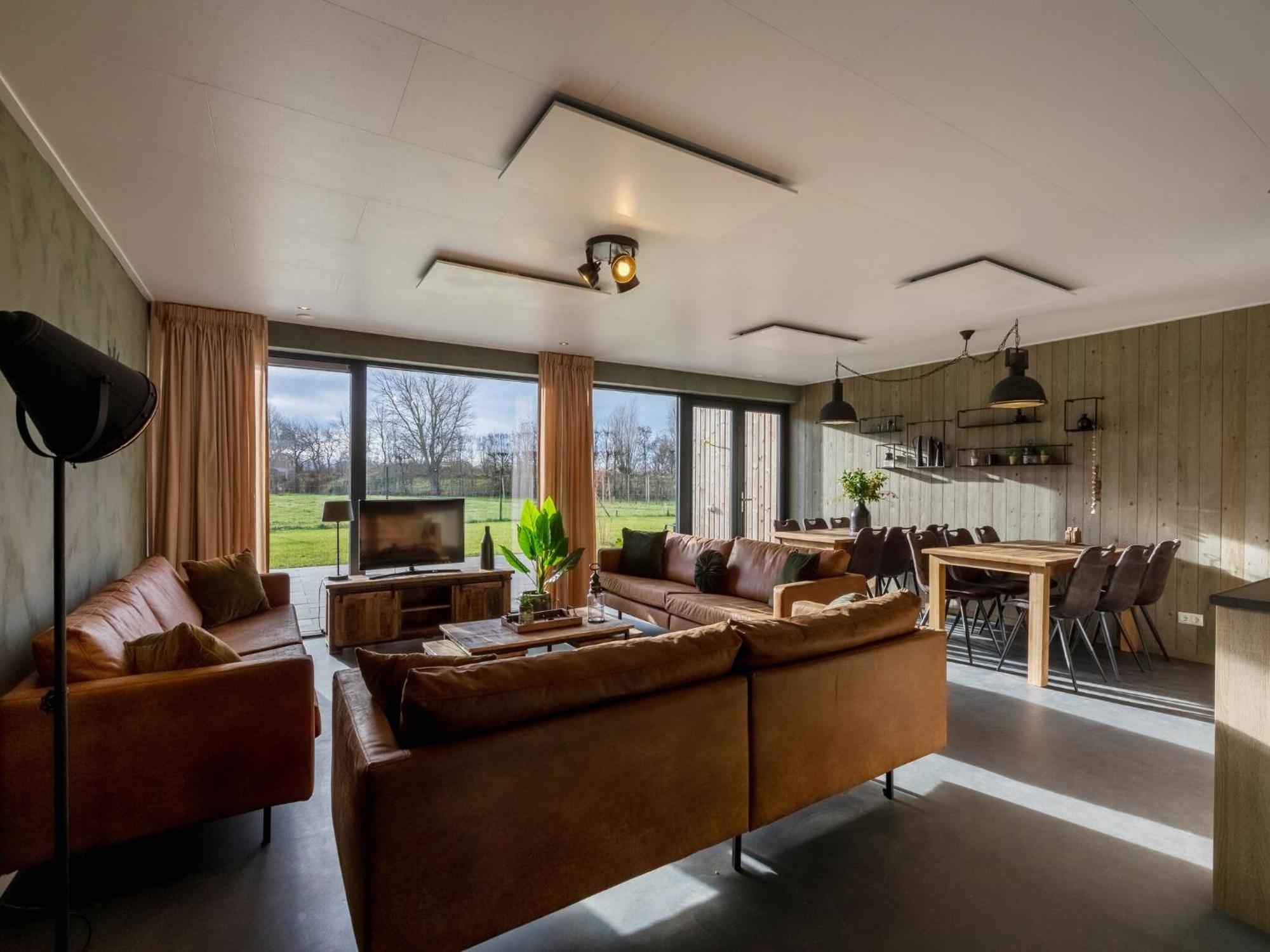 Semi Detached House In About 800 Meters From The Vakantiehuis Vrouwenpolder