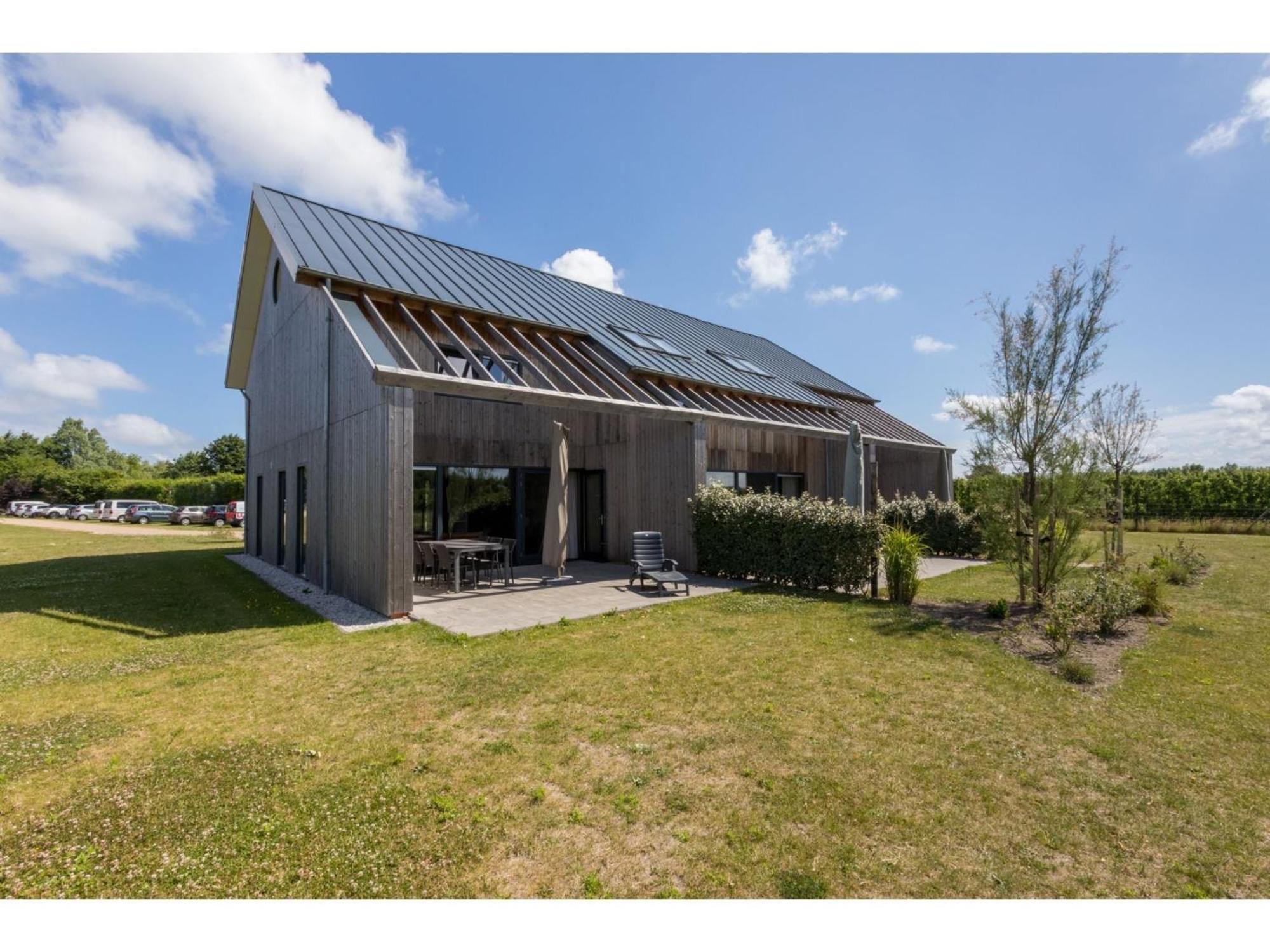 Semi Detached House In About 800 Meters From The Vakantiehuis *