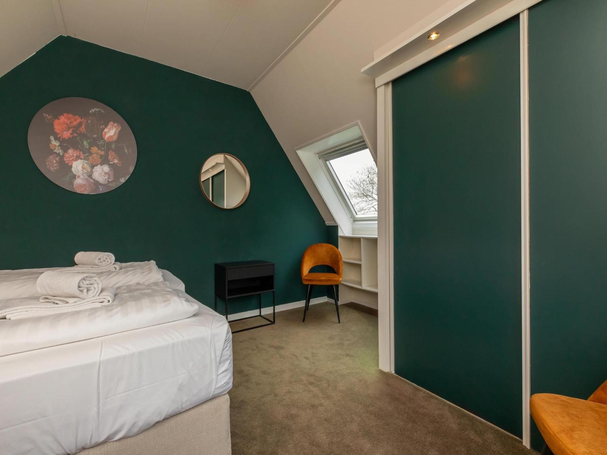 Semi Detached House In About 800 Meters From The