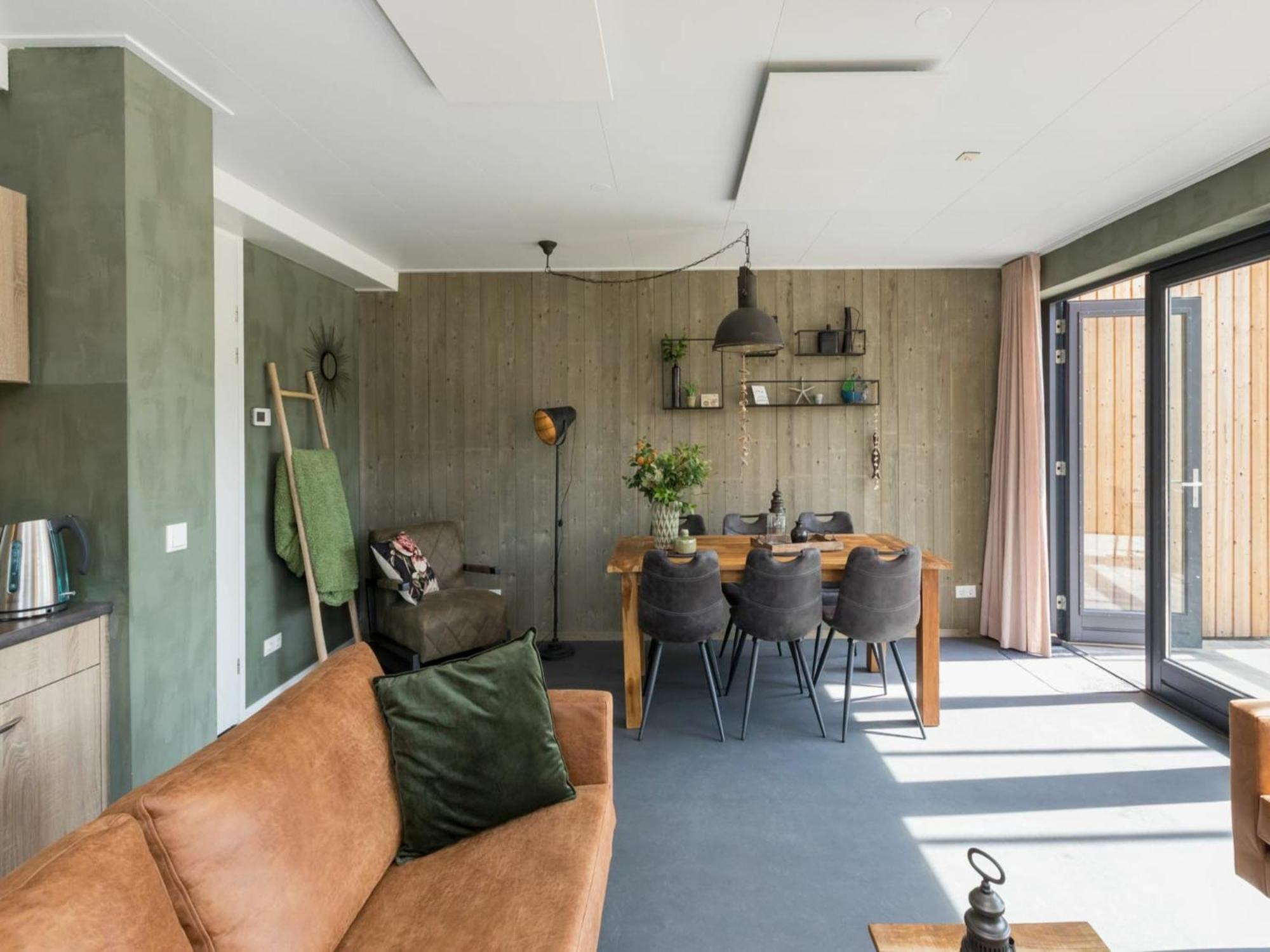 Holiday home Semi Detached House In About 800 Meters From The Vrouwenpolder